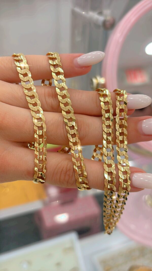 Cadena, arete y dije 14k