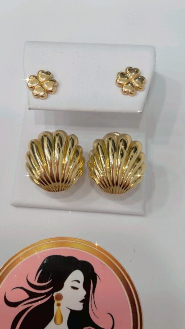 COMBO de Aretes para mujer.