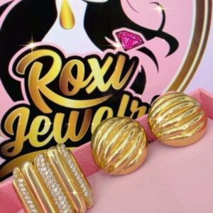 Anillo y aretes