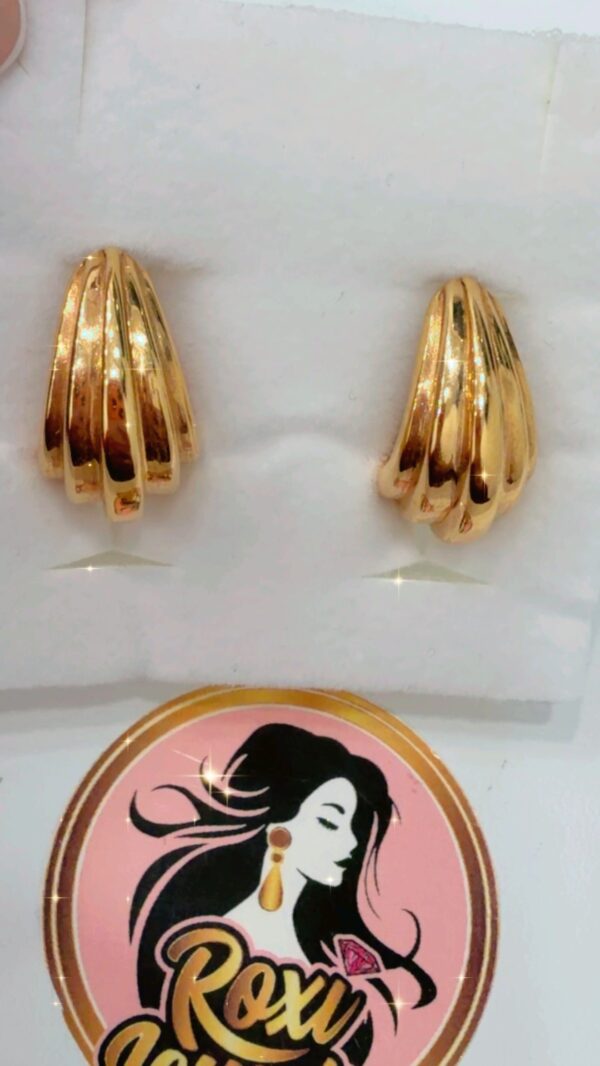 COMBO de 4 piezas de oro.