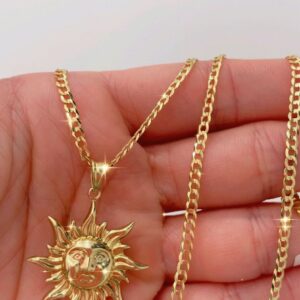 Cadena con dije.